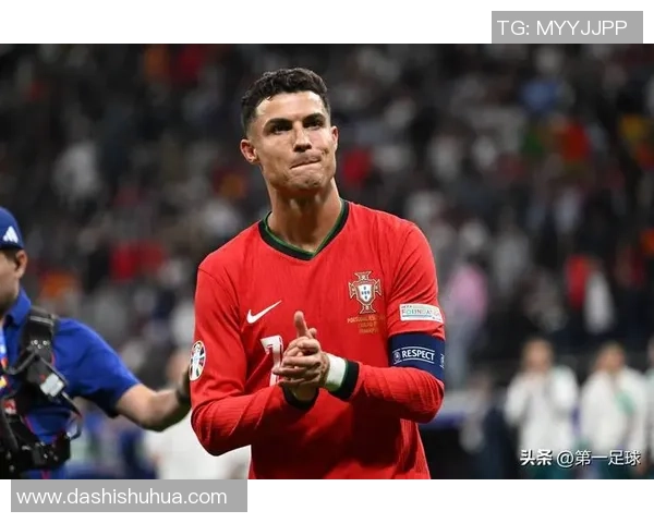 全球顶级球星带你领略足球魅力 从基础到技巧全方位解析